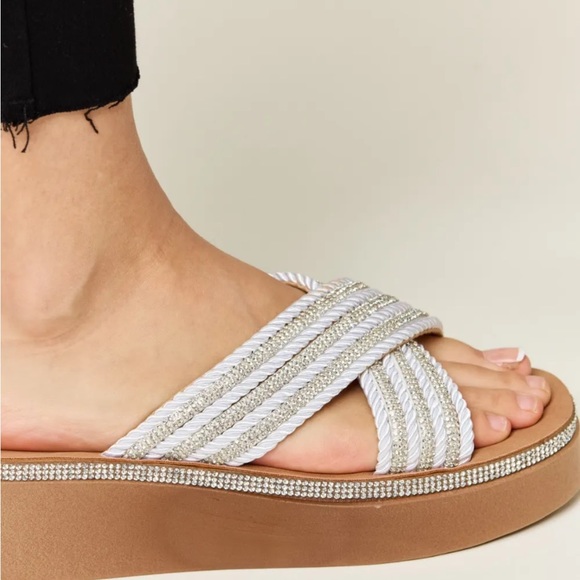 Strappy Sparkly Wedge Slip On’s - Picture 5 of 7